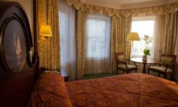 Disneyland Hotel 54 Sflaynhotels