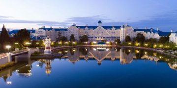 Disney's Newport Bay Club 1 Sflaynhotels